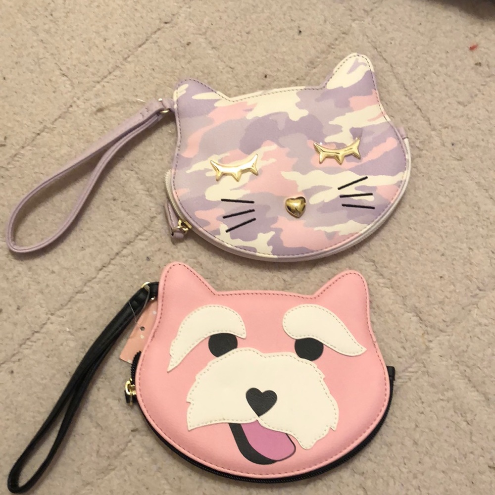 Animal wristlets